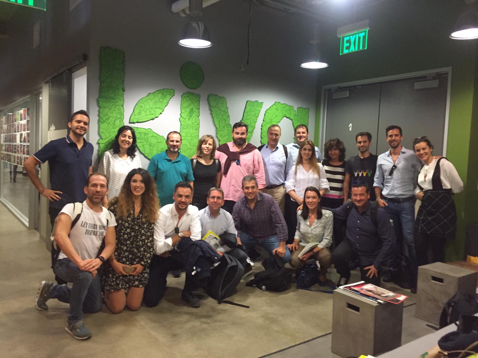 090091c2-04e5-4656-af42-8cc7aa3aabda Foto de equipo